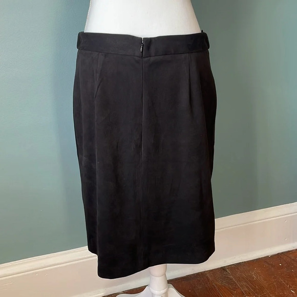 NWT J.Mclaughlin Sonya Black Skirt Size 8 Soft Classic - Picture 3 of 5